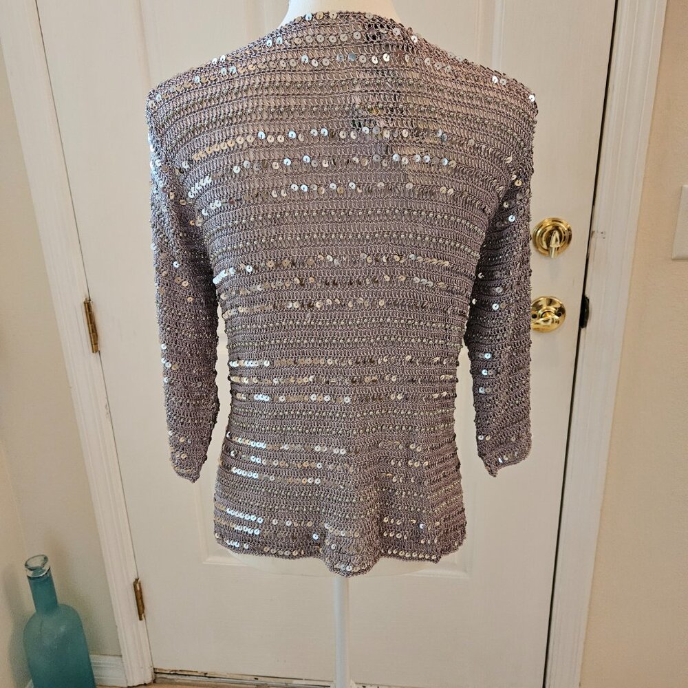 Ladies Top - Picture 3 of 4